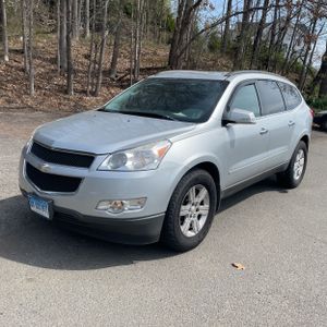 CHEVROLET TRAVERSE LT - 1