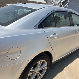 FORD TAURUS SEL - 9