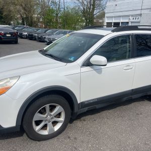 SUBARU OUTBACK PREMIUM - 2