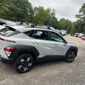 صورة 10 لـ 2024 Hyundai KONA SEL