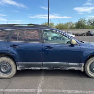 2010 Subaru OUTBACK 2.5I thumbnail 11
