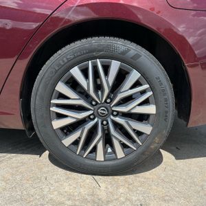 صورة 18 لـ 2025 Nissan ALTIMA SV