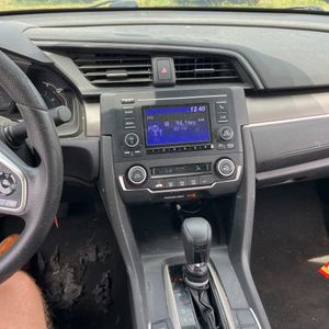صورة مصغرة 36 لـ 2020 Honda CIVIC LX