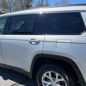 JEEP GRAND CHEROKEE L LIMITED - 6