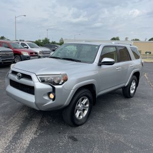 TOYOTA 4RUNNER - 1