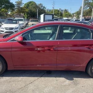 2016 Hyundai SONATA BASE 照片 4