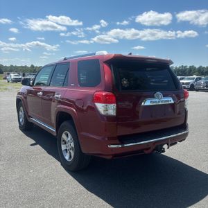 2013 Toyota 4RUNNER SR5 photo 5