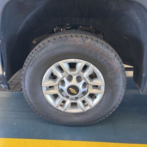 صورة مصغرة 17 لـ 2025 Chevrolet SILVERADO 2500HD LT