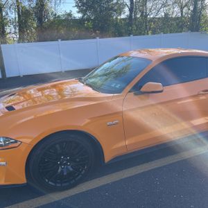 FORD MUSTANG GT PREMIUM - 2