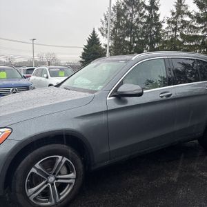 MERCEDES-BENZ GLC - 2