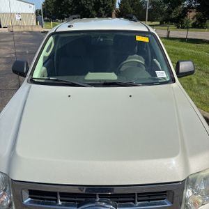2009 FORD ESCAPE XLT photo 15