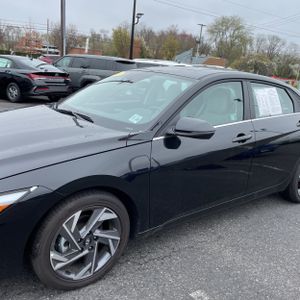 HYUNDAI ELANTRA LIMITED - 2