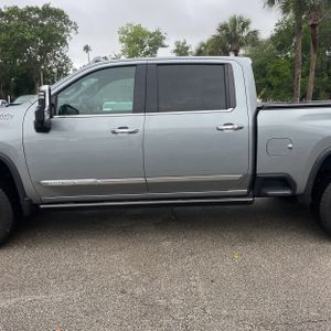 CHEVROLET SILVERADO 3500HD HIGH COUNTRY - 4