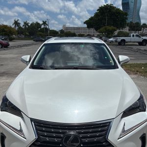 2021 Lexus NX 300 BASE — миниатюра 15