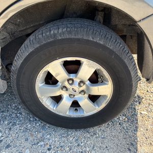 2010 FORD ESCAPE LIMITED 照片 18