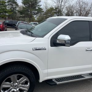 FORD F-150 LARIAT - 2