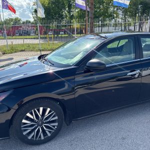 NISSAN ALTIMA SV FWD - 2