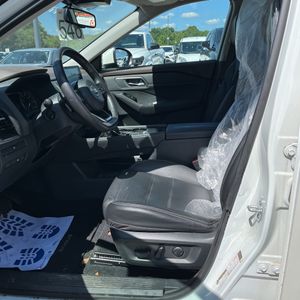 2021 Nissan ROGUE SL — миниатюра 32