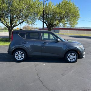 KIA SOUL LX - 10