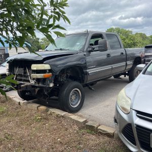 CHEVROLET SILVERADO - 1