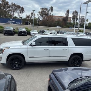صورة 3 لـ 2020 Cadillac ESCALADE ESV PLATINUM