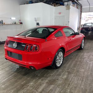 FORD MUSTANG V6 PREMIUM - 8