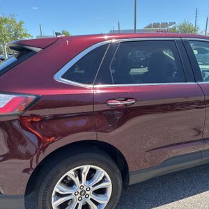 FORD EDGE TITANIUM - 9