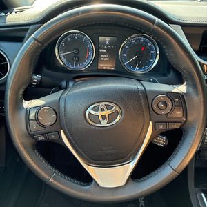 صورة 76 لـ 2017 Toyota COROLLA SE