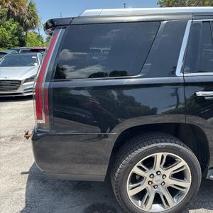 صورة مصغرة 61 لـ 2015 Cadillac ESCALADE LUXURY