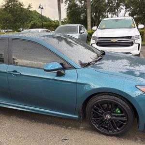 2025 Toyota CAMRY SE thumbnail 13