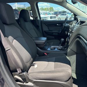 صورة مصغرة 33 لـ 2017 Chevrolet TRAVERSE LT