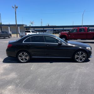 MERCEDES-BENZ C-CLASS - 10