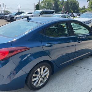 2014 Hyundai ELANTRA SE photo 9