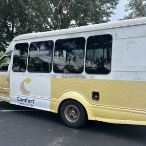 FORD E-350 CUTAWAY - 6