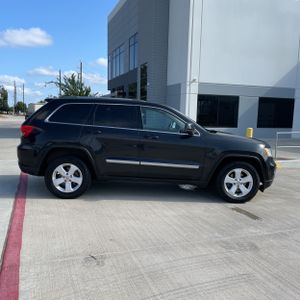 2013 JEEP GRAND CHEROKEE LAREDO — фото 10