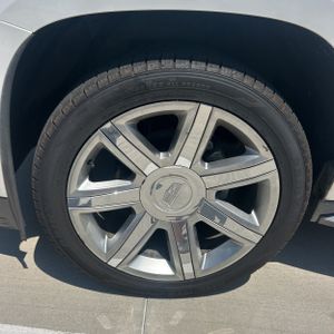 2018 Cadillac ESCALADE LUXURY — миниатюра 17