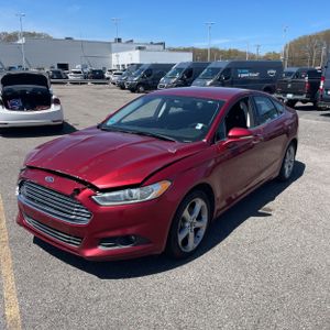 FORD FUSION SE - 1