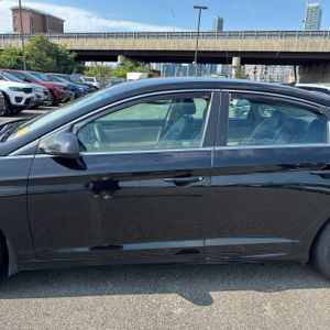 2019 Hyundai SONATA SE 照片 4