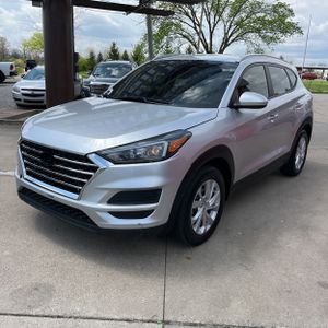 HYUNDAI TUCSON VALUE - 1