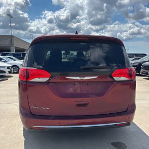 CHRYSLER PACIFICA TOURING L - 7