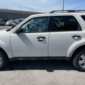 FORD ESCAPE XLT - 4