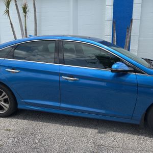 2018 Hyundai SONATA LIMITED — миниатюра 11