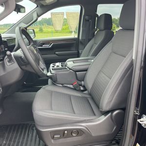 صورة مصغرة 36 لـ 2025 Chevrolet SILVERADO 1500 LT