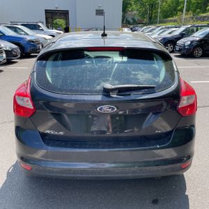 FORD FOCUS SE - 7
