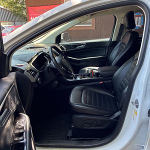 صورة مصغرة 32 لـ 2020 FORD EDGE SEL