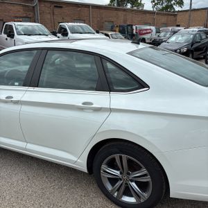 2023 Volkswagen JETTA SE photo 6
