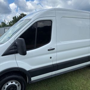 FORD TRANSIT 250 - 2