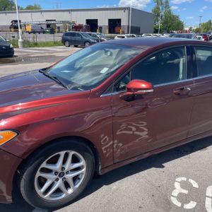 FORD FUSION SE - 2