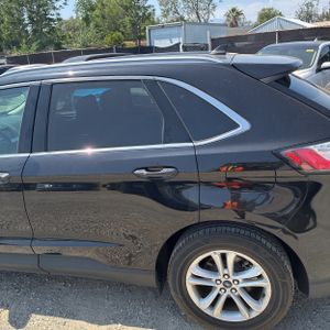 FORD EDGE SEL - 6