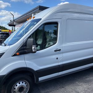 FORD T350HD VANS 350 HD - 2